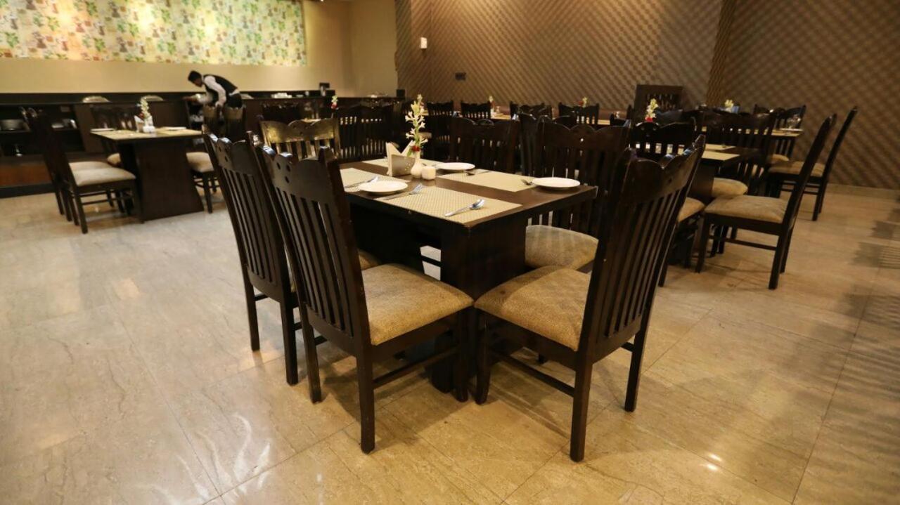 Vijay Paradise Lucknow Exterior foto